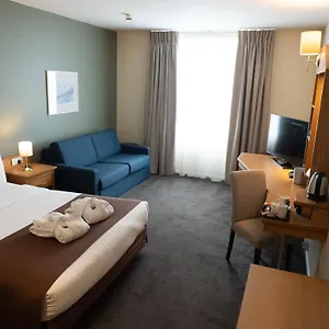 future-inn-cardiff.cardiffhotelswales.com/