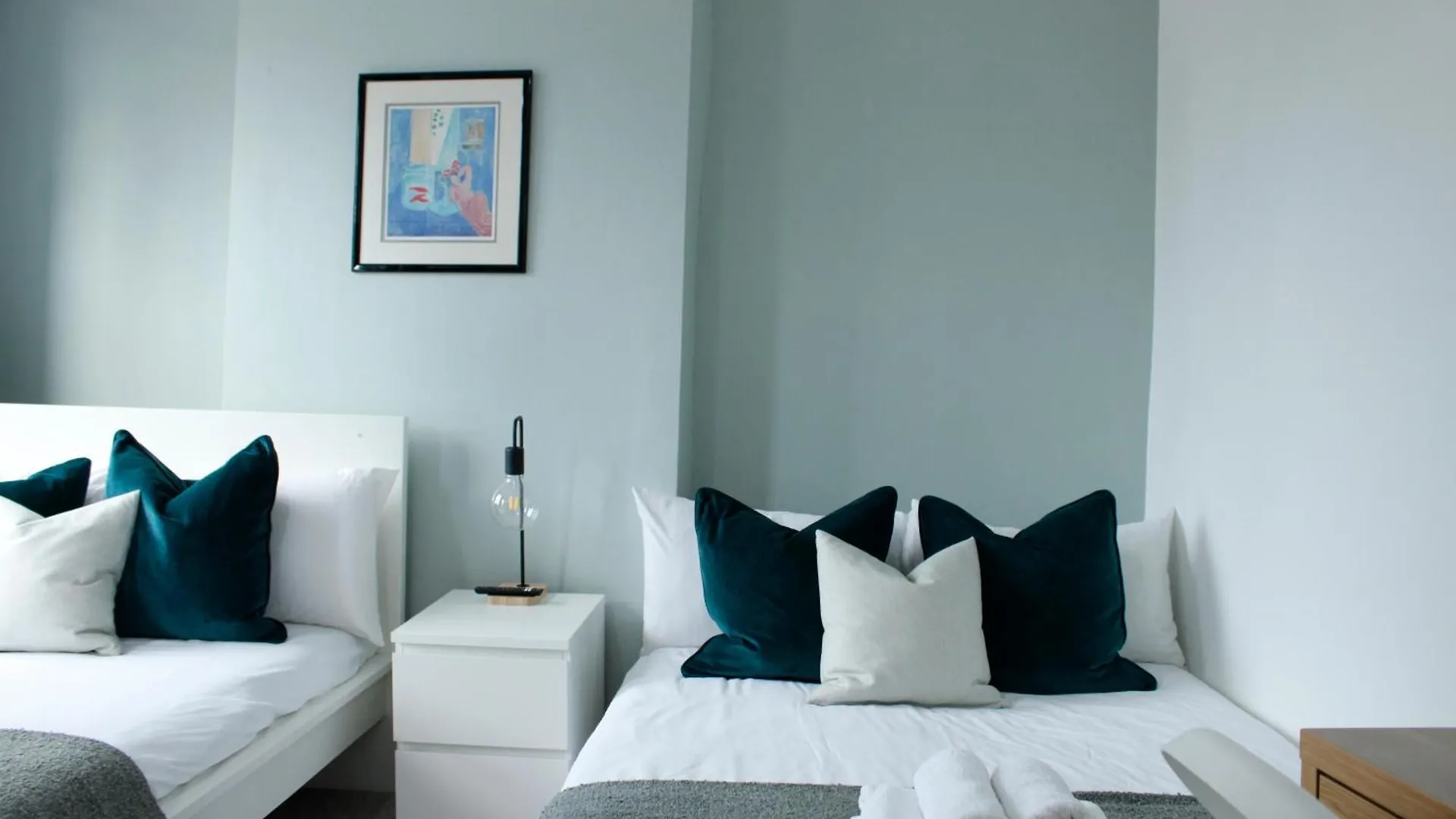 Shoreditch Rooms London 0*,